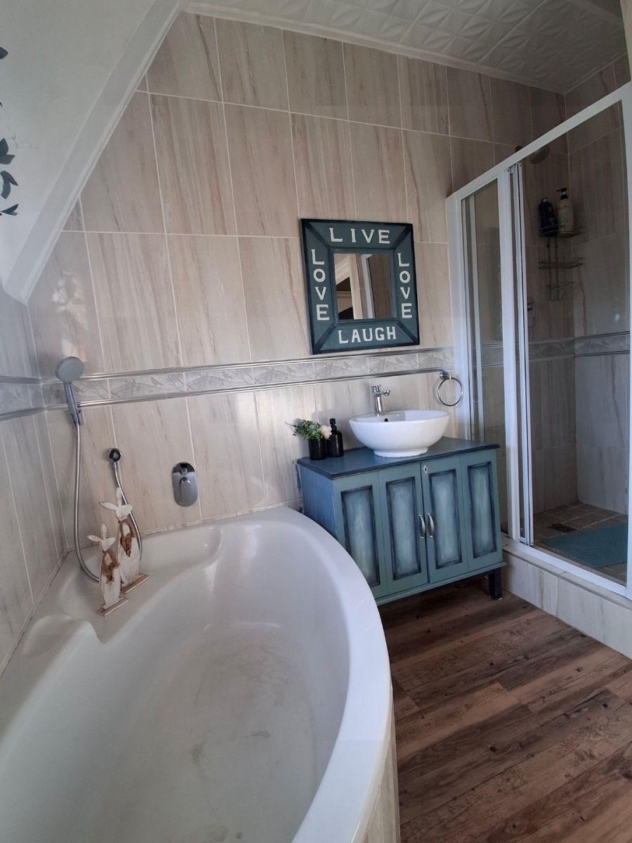  Bedroom Property for Sale in Ferreira Town Eastern Cape